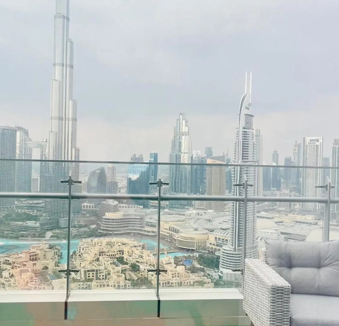 Walking Distance To Dubai Mall Full Burj Khalifa View And Fountain View New Year Full Fireworks View 2Br United Arab Emirates